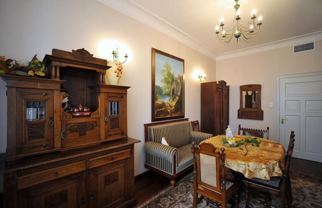 Hotel Stary Malbork Exteriör bild